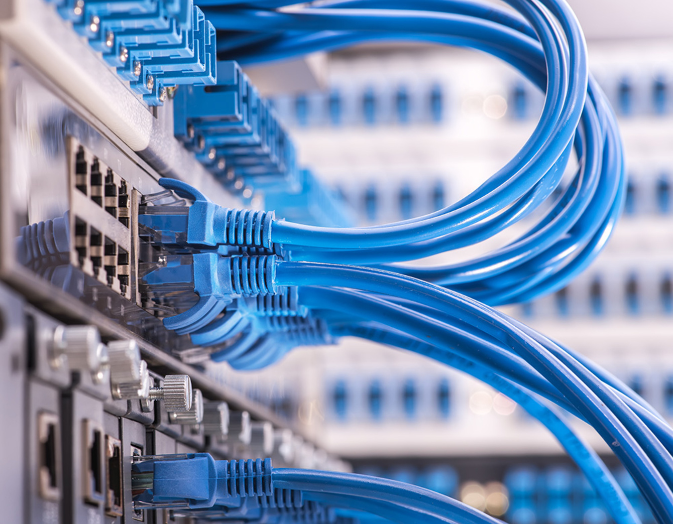 Netzwerktechnik bei Muster Elektro in Musterstadt